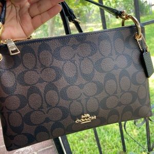 Coach crossbody ❌❌SoLD❌❌